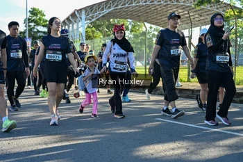 Runner Photo 1671021
