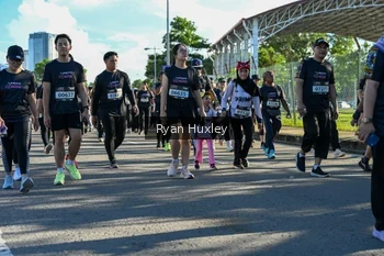 Runner Photo 1671023
