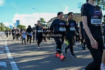 Runner Photo 1671036