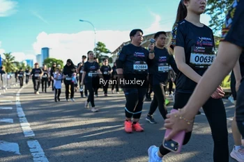 Runner Photo 1671037
