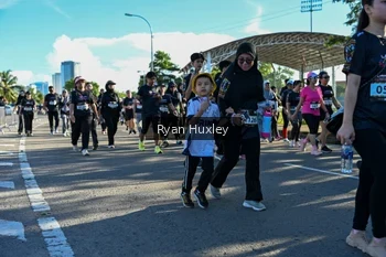 Runner Photo 1671044
