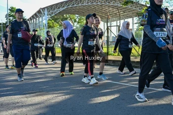 Runner Photo 1671073