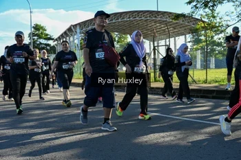 Runner Photo 1671077