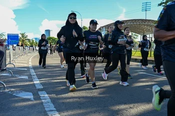 Runner Photo 1671083