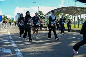 Runner Photo 1671085