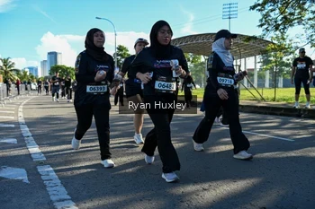 Runner Photo 1671088