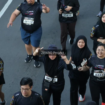 Runner Photo 1671109