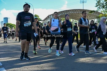 Runner Photo 1671137