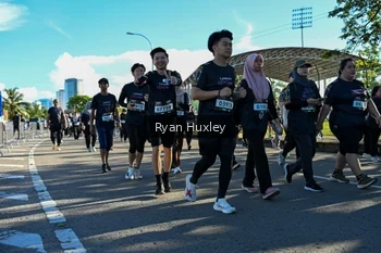 Runner Photo 1671145