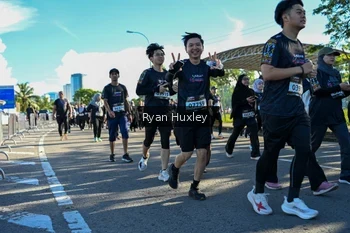 Runner Photo 1671149
