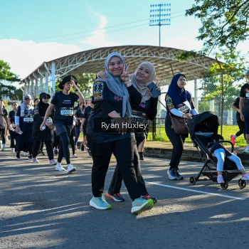 Runner Photo 1671159