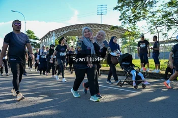Runner Photo 1671165