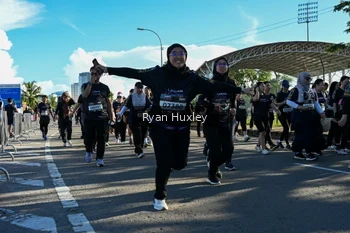 Runner Photo 1671173