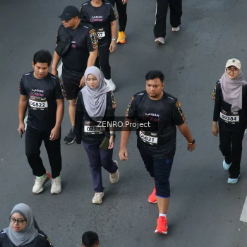 Runner Photo 1671176