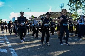Runner Photo 1671180