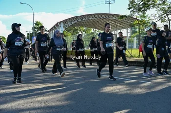 Runner Photo 1671222