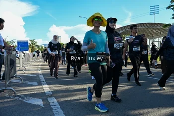 Runner Photo 1671235