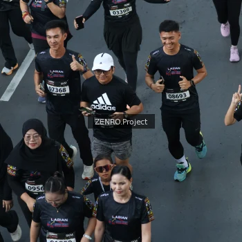Runner Photo 1671239