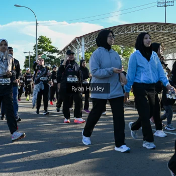 Runner Photo 1671243