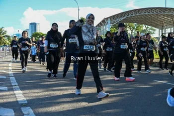 Runner Photo 1671247