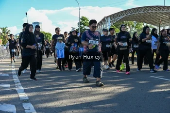 Runner Photo 1671256