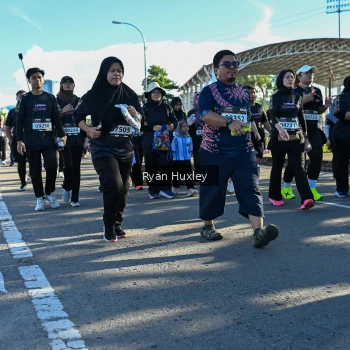 Runner Photo 1671258