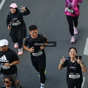 Runner Photo 1671287
