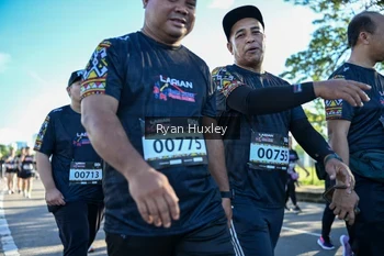 Runner Photo 1671303