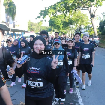 Runner Photo 1671375
