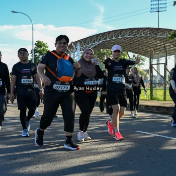 Runner Photo 1671752