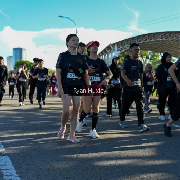 Runner Photo 1671765