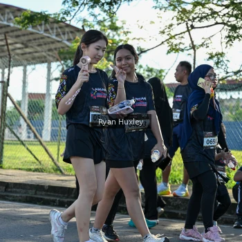 Runner Photo 1672111