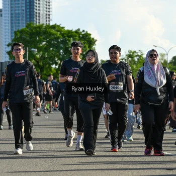 Runner Photo 1672121