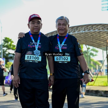Runner Photo 1672221