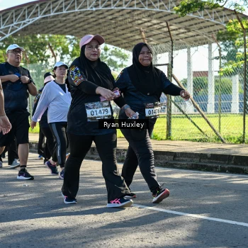 Runner Photo 1672225