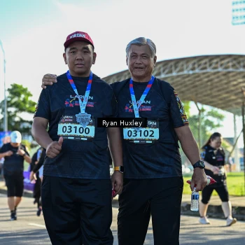 Runner Photo 1672228