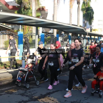 Runner Photo 1672245