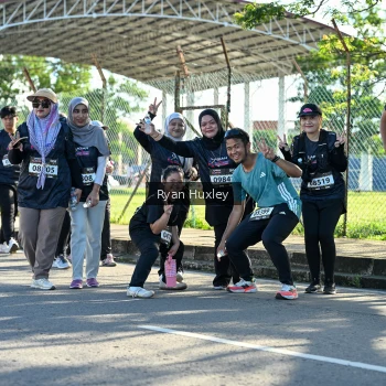 Runner Photo 1672260