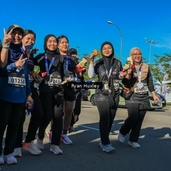 Runner Photo 1672387