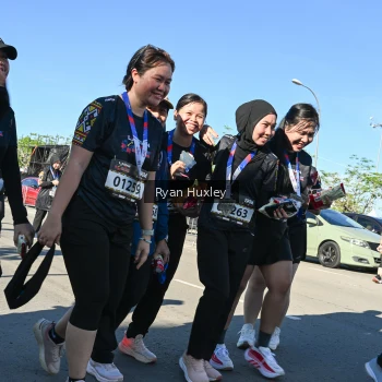 Runner Photo 1672393