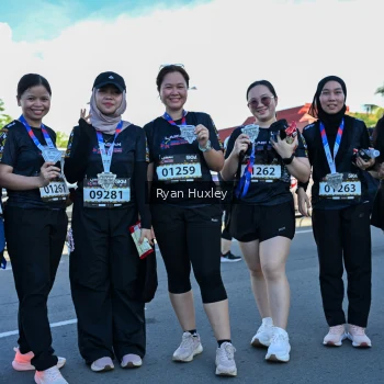 Runner Photo 1672401