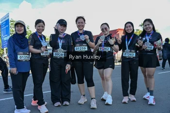 Runner Photo 1672406