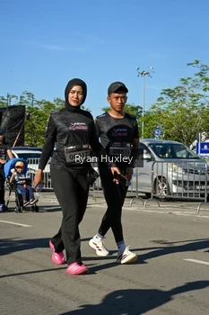 Runner Photo 1672409