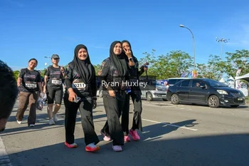 Runner Photo 1672413