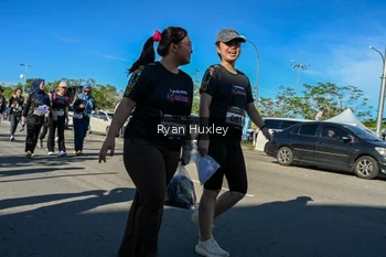 Runner Photo 1672421