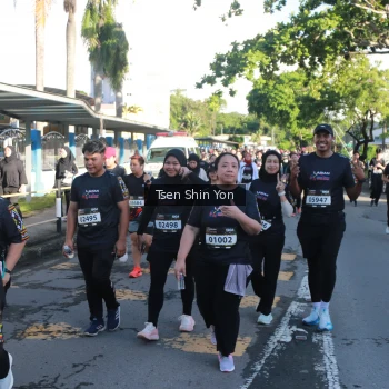 Runner Photo 1672476