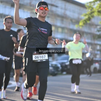 Runner Photo 1672485