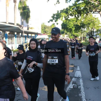 Runner Photo 1672494