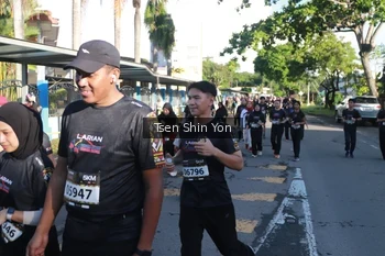Runner Photo 1672502