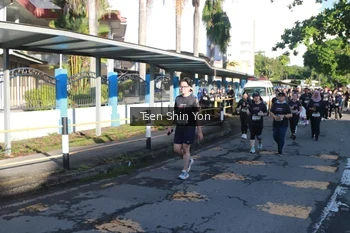 Runner Photo 1672546